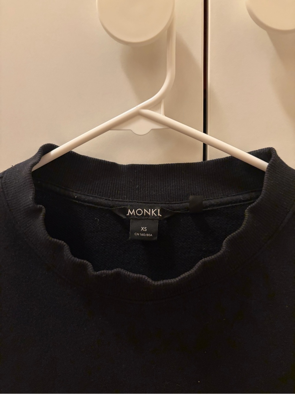 MONKI Black Sweatshirt XS